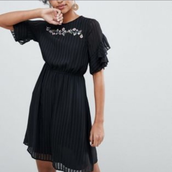 Dex Black Embroidered Striped Chiffon Frill Sleeve Dress Size S Small - Picture 3 of 13